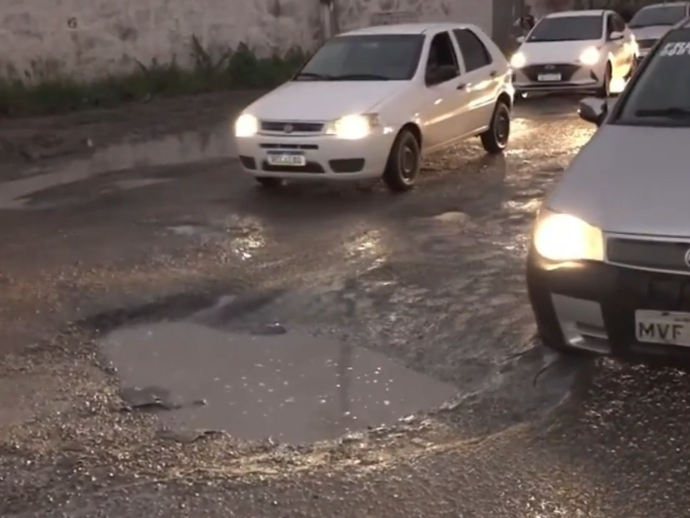 Motoristas enfrentam problemas na BR-104 em Rio Largo