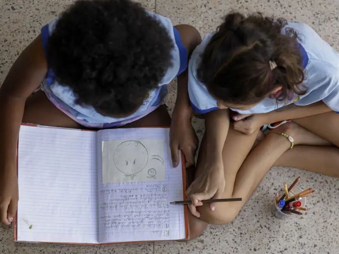 Maioria dos professores j&aacute; presenciou casos de racismo entre alunos