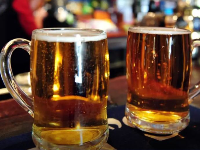 Consumo de &aacute;lcool causa 12 mortes por hora no pa&iacute;s, diz Fiocruz