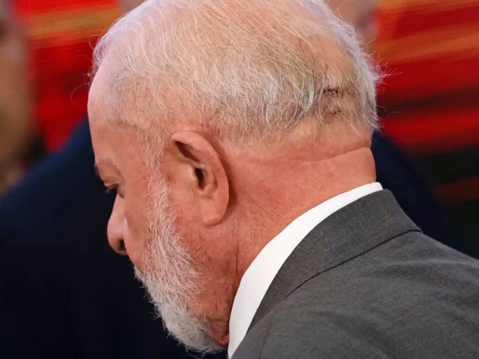 Lula far&aacute; novo procedimento m&eacute;dico nesta quinta