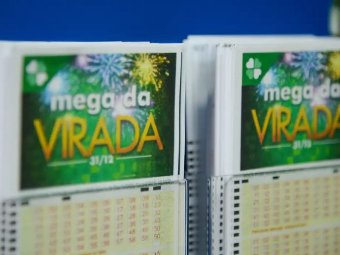 Pr&ecirc;mio maior da Mega da Virada sai para oito apostas