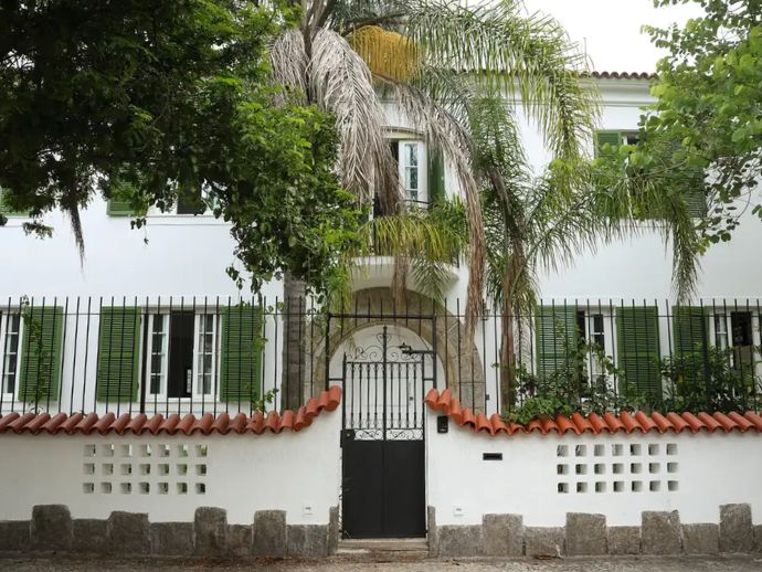 Casa usada em grava&ccedil;&otilde;es de &ldquo;Ainda Estou Aqui&rdquo; atrai f&atilde;s e curiosos