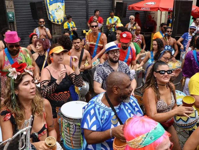 Associa&ccedil;&atilde;o de bancos d&aacute; dicas para evitar golpe financeiro no Carnaval