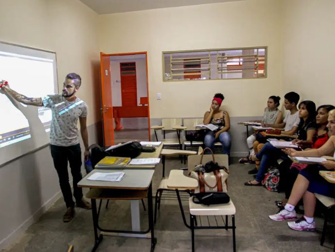 Inscri&ccedil;&otilde;es para o Encceja 2025 come&ccedil;am nesta segunda-feira