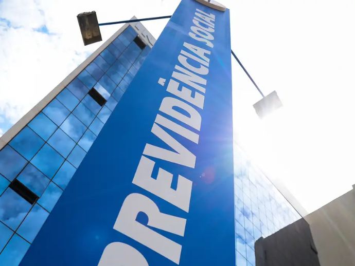 Come&ccedil;a nesta segunda reembolso de descontos indevidos do INSS
