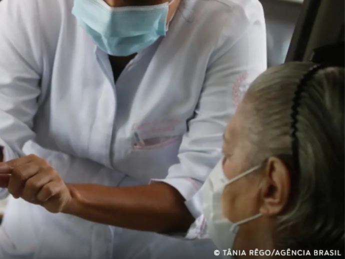 Dia da Imuniza&ccedil;&atilde;o: conhe&ccedil;a o servi&ccedil;o dos centros de vacinas especiais