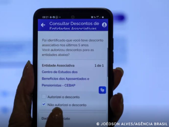 Aposentados j&aacute; podem consultar respostas das entidades nos Correios