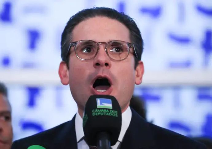 Câmara pode pautar projeto contra ‘adultização’ de crianças nas redes