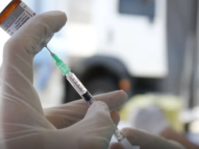 Casos de sarampo tiveram aumento de 34 vezes em 2025, alerta Opas