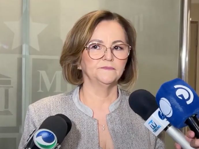 Ministra do STJ Marluce Caldas recebe homenagem em Alagoas