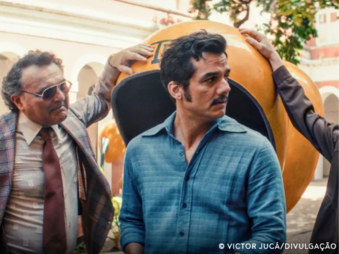 Filme O Agente Secreto chega aos cinemas em todo o pa&iacute;s