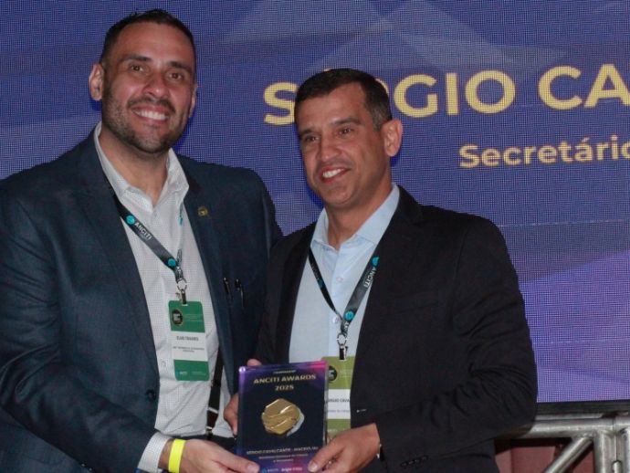 Macei&oacute; &eacute; destaque nacional em transforma&ccedil;&atilde;o digital no Anciti Awards 2025