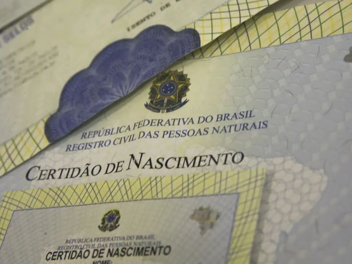 N&uacute;mero de nascimentos cai 5,8% em 2024; sexto recuo consecutivo