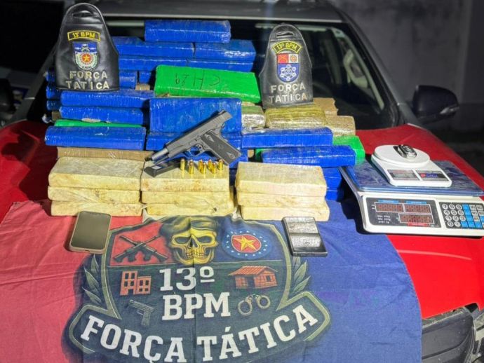 PM-AL intercepta entrega de drogas e apreende mais de 62 quilos de entorpecentes