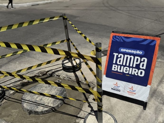 Opera&ccedil;&atilde;o Tampa Bueiro realiza servi&ccedil;os no Centro de Macei&oacute; neste fim de semana