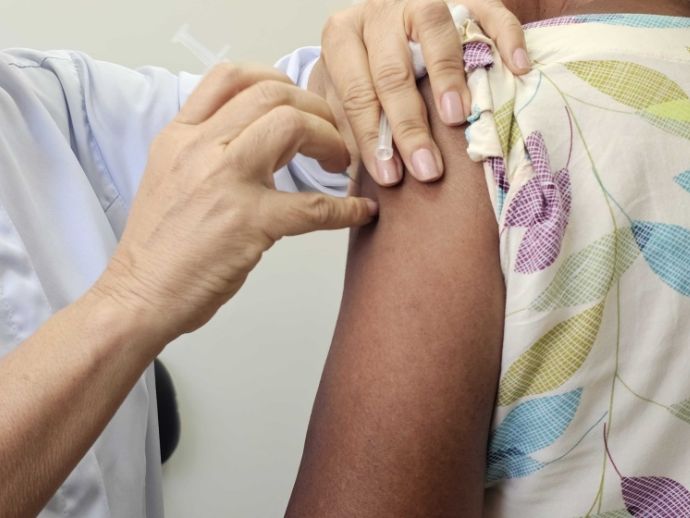 Prefeitura amplia vacina&ccedil;&atilde;o contra meningite C em Macei&oacute; por mais uma semana
