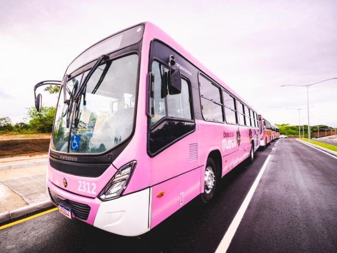 Macei&oacute; lan&ccedil;a transporte p&uacute;blico exclusivo para mulheres