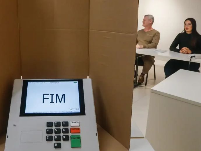 Novas tecnologias levam Justi&ccedil;a Eleitoral a refor&ccedil;ar regras de vota&ccedil;&atilde;o