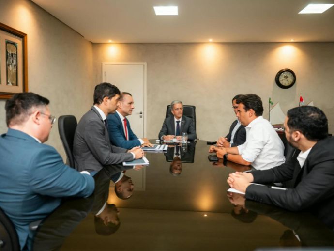 Governo de Alagoas define in&iacute;cio de f&aacute;brica de absorventes em pres&iacute;dio feminino de Macei&oacute;