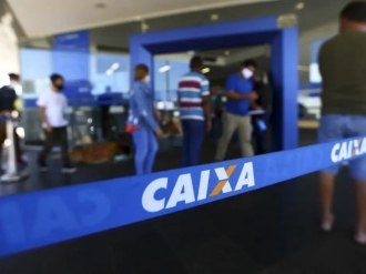 Benefici&aacute;rios com NIS de final 8 recebem Bolsa Fam&iacute;lia de setembro