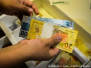 Infla&ccedil;&atilde;o que calcula reajuste do sal&aacute;rio m&iacute;nimo fica em 4,84%