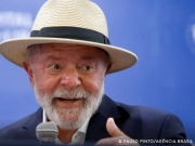 Ap&oacute;s alta hospitalar, Lula diz que est&aacute; tranquilo e vai se cuidar