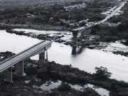 Sobe para 14 o n&uacute;mero de desaparecidos ap&oacute;s queda de ponte 