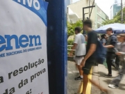 Prazo para pedir isen&ccedil;&atilde;o da inscri&ccedil;&atilde;o no Enem come&ccedil;a nesta segunda