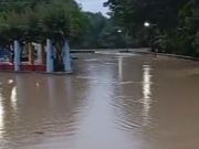 Fortes chuvas causam transtornos em Flexeiras (AL); rio transborda e fam&iacute;lias ficam desabrigadas